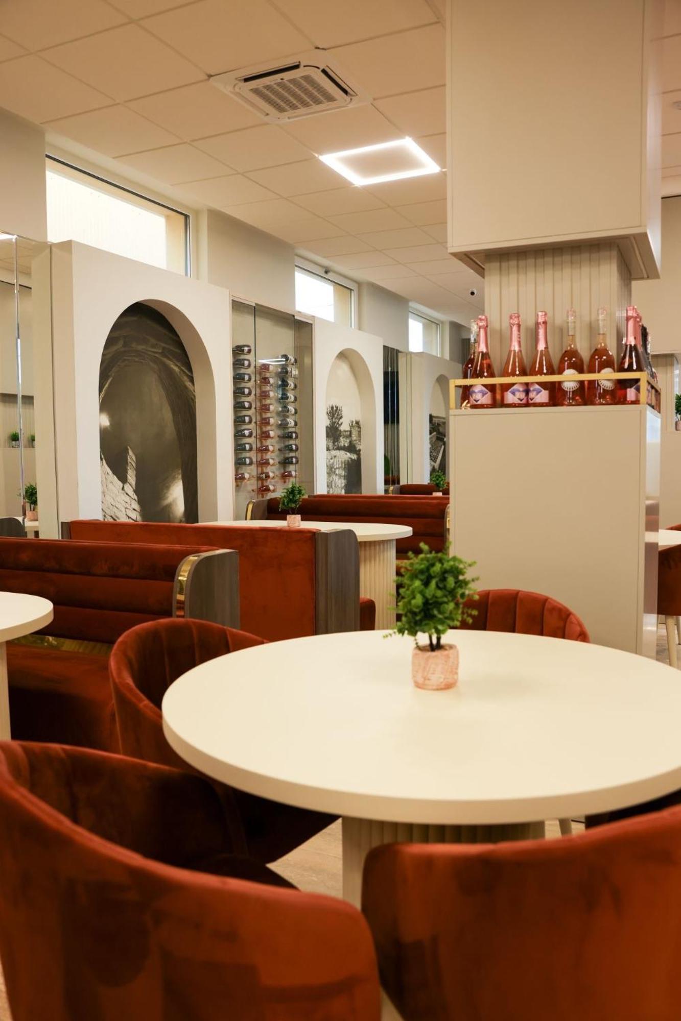 Mimi Hotel Corabia Extérieur photo